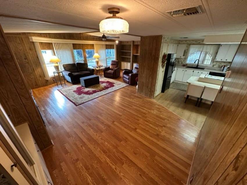 125 Rigi Slope Drive a Winter Haven, FL Mobile or Manufactured Home for Sale